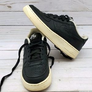 nike air force negras terciopelo